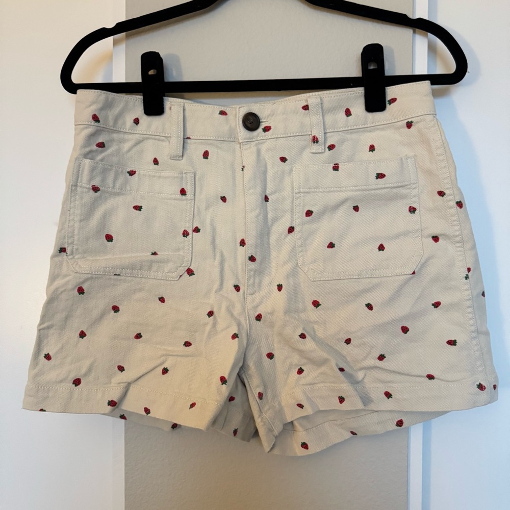 Madewell Strawberry Print Emmett Shorts